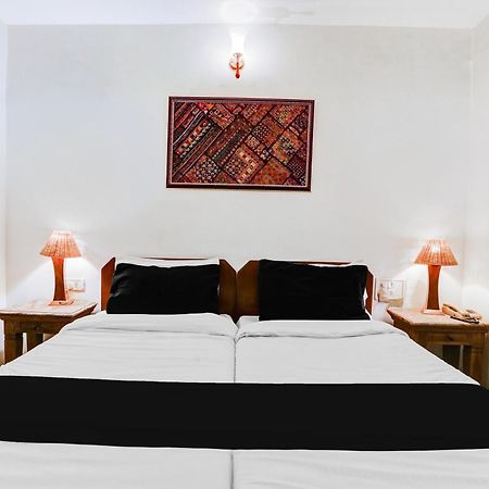 Super Hotel O Sansarchandra Road Formerly Luna Rosa Jaipur Buitenkant foto