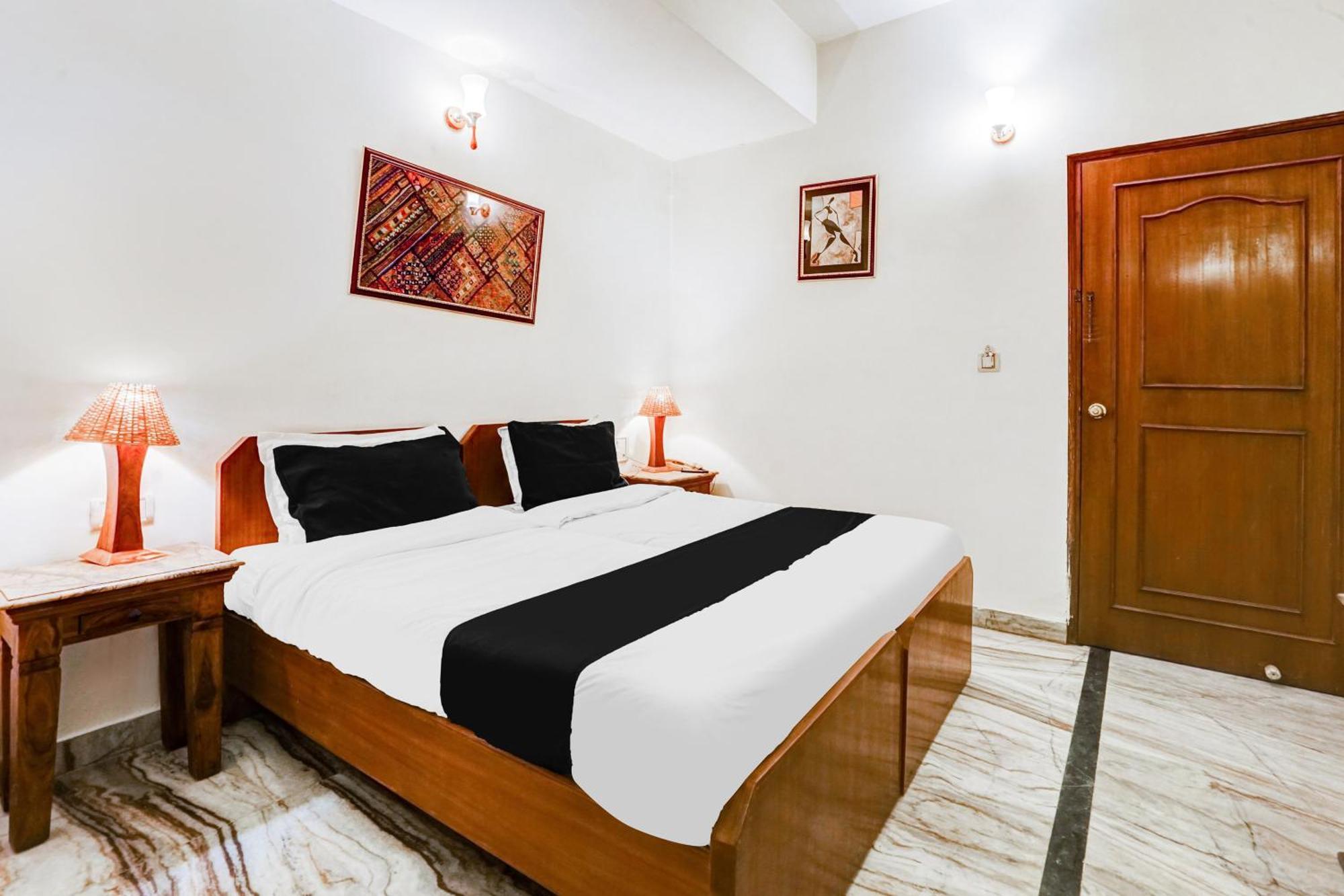 Super Hotel O Sansarchandra Road Formerly Luna Rosa Jaipur Buitenkant foto