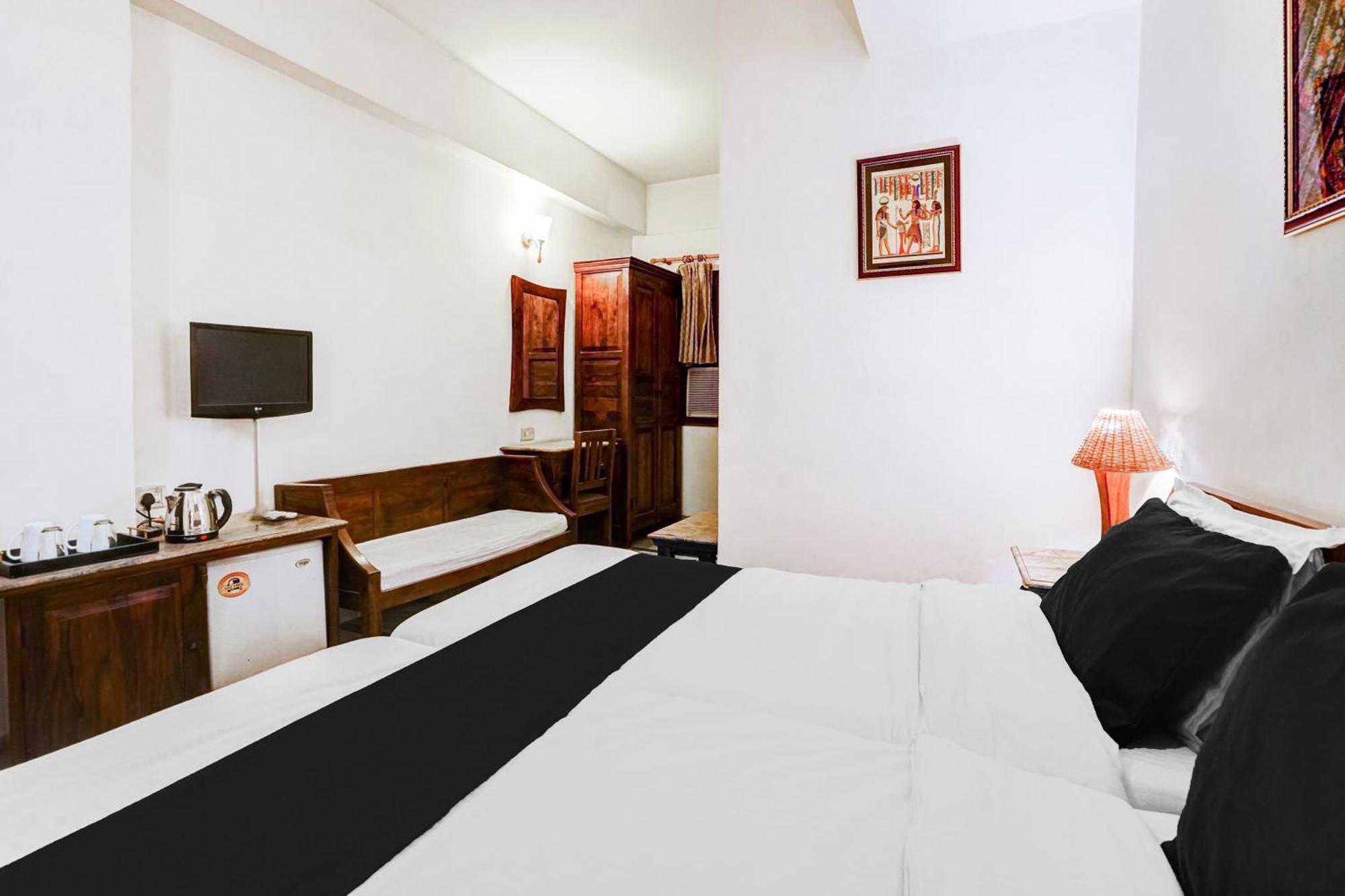 Super Hotel O Sansarchandra Road Formerly Luna Rosa Jaipur Buitenkant foto