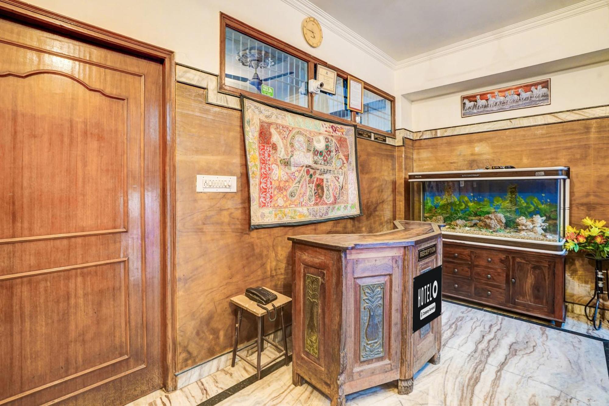 Super Hotel O Sansarchandra Road Formerly Luna Rosa Jaipur Buitenkant foto